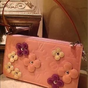 Louis Vuitton Vernis Lexington Fleurs Flower Pouch